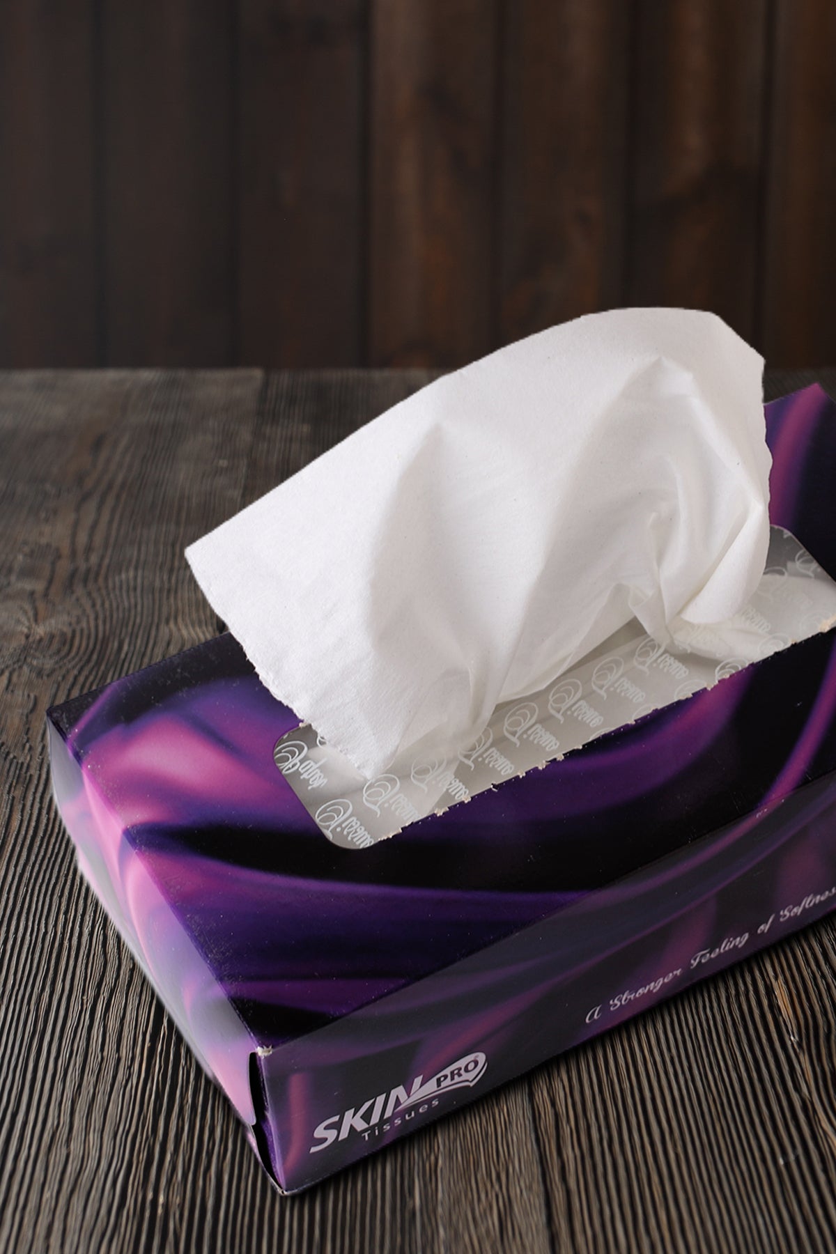 Skin Pro Perfumed Tissues (Exclusive)